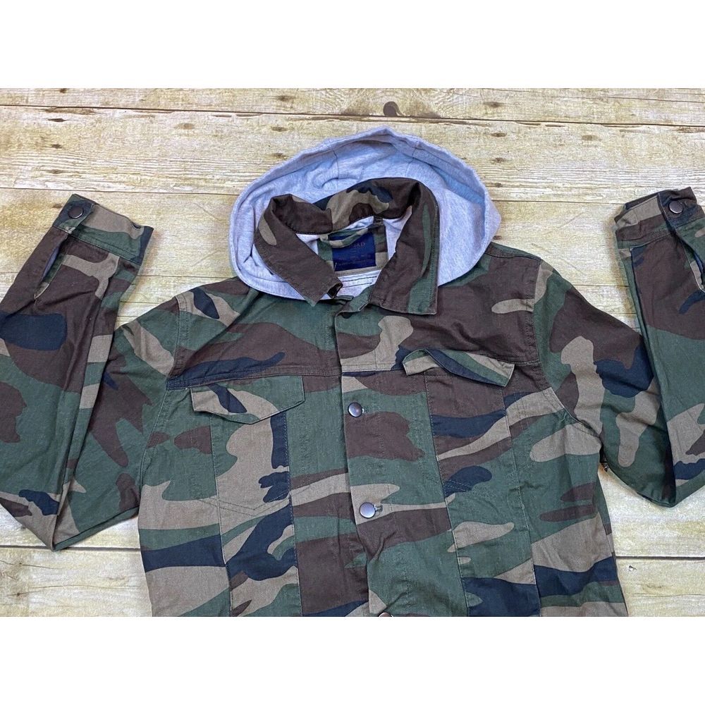 Nomad‎ Hooded Camo Jacket Button Up Size Large Woodland Camo Pockets